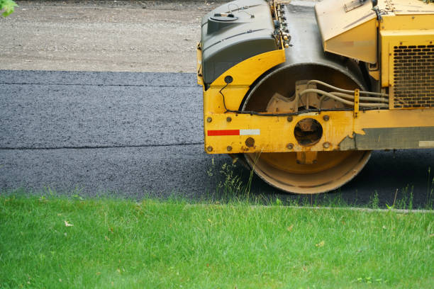 Best Driveway Paving Contractor  in Rutgers University Livingston Campus, NJ
